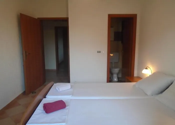 14842c * 奥瑞比克